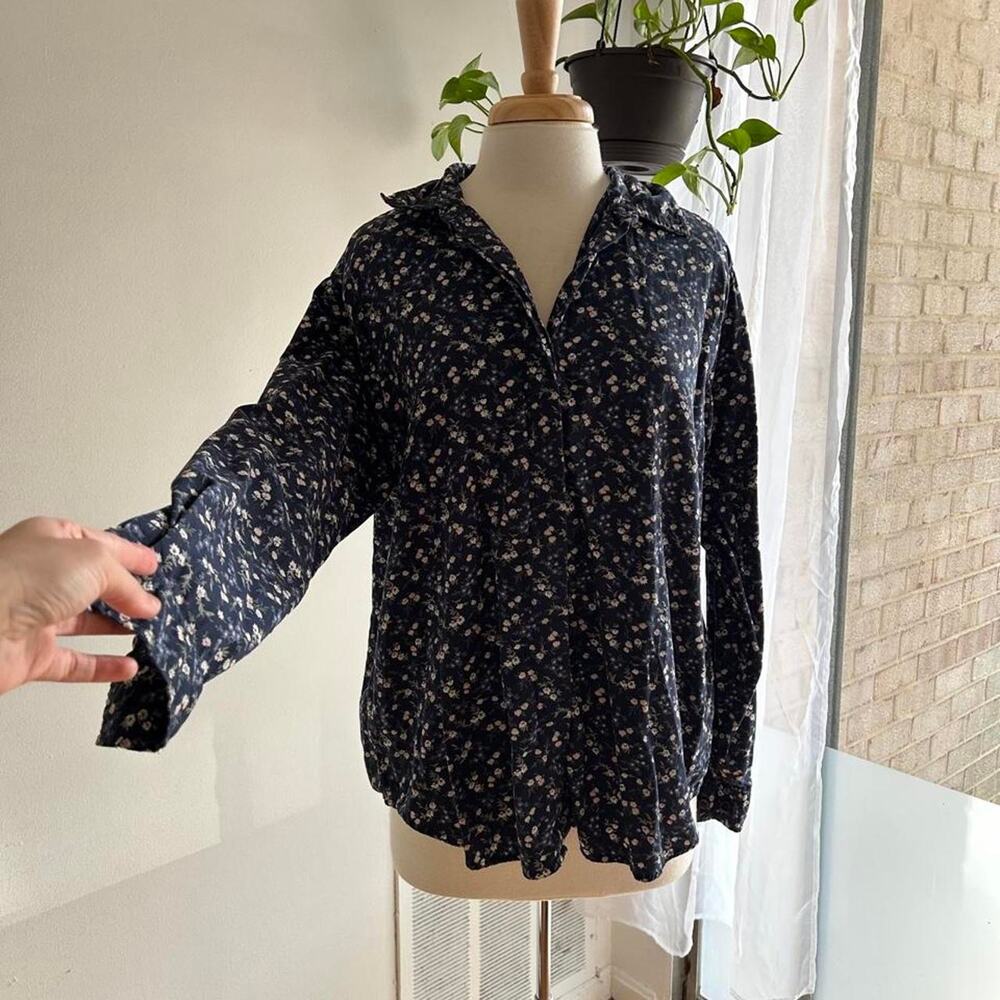 Vintage navy floral button up